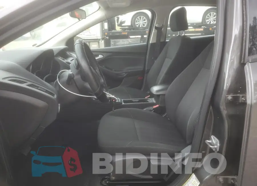 1FADP3K2XFL360712 Photo# 7
