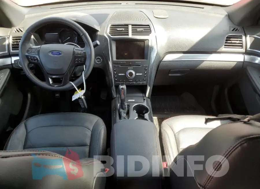 1FM5K8GT8JGB89726 Photo# 8