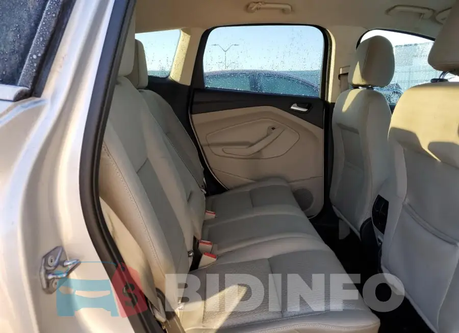 1FMCU9G96HUE55865 Photo# 10