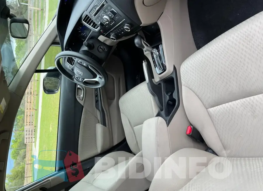 19XFB2F58FE004042 Photo# 5