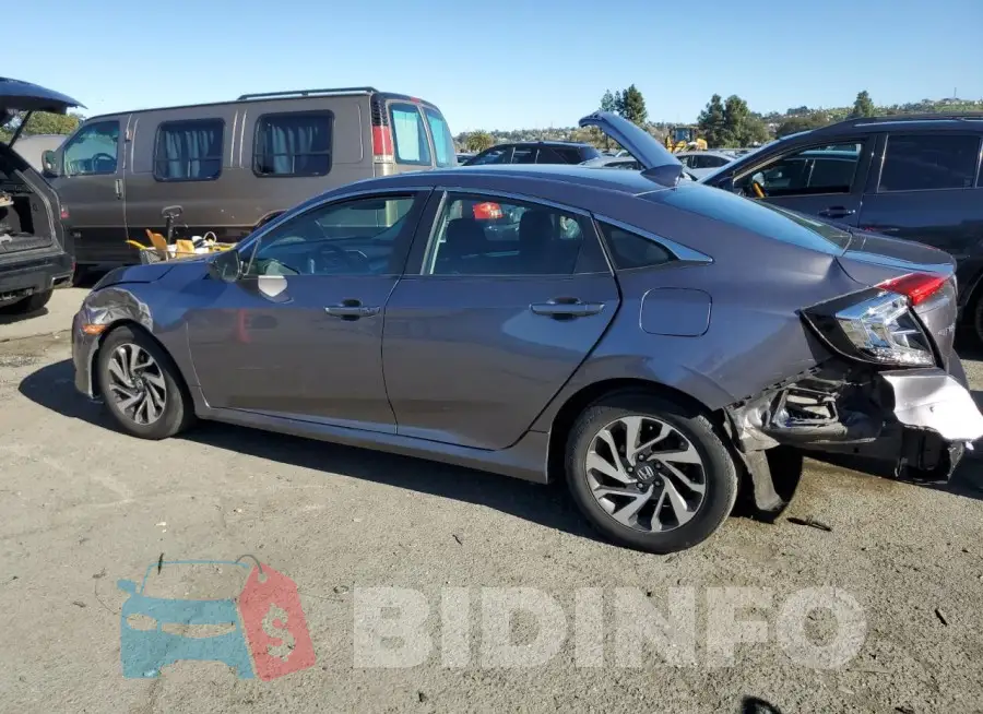 19XFC2F72HE218557 Photo# 2