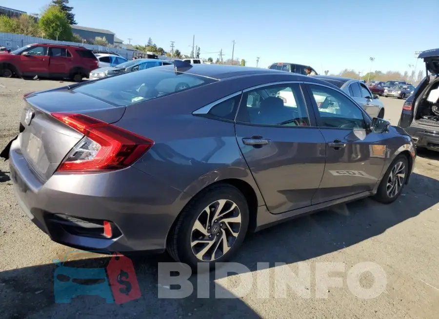 19XFC2F72HE218557 Photo# 3