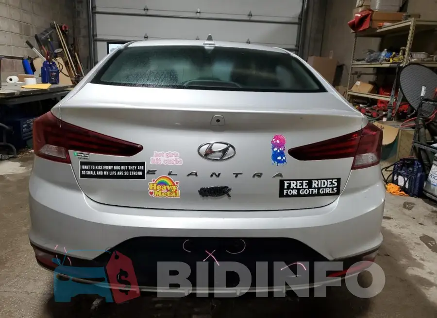 5NPD84LFXKH485898 Photo# 6