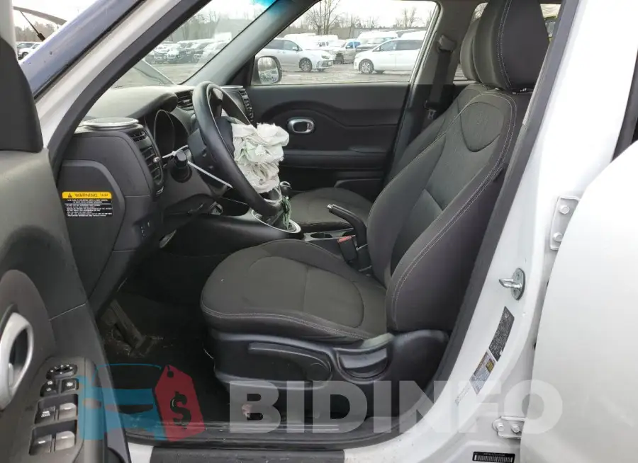 KNDJN2A27G7282186 Photo# 7