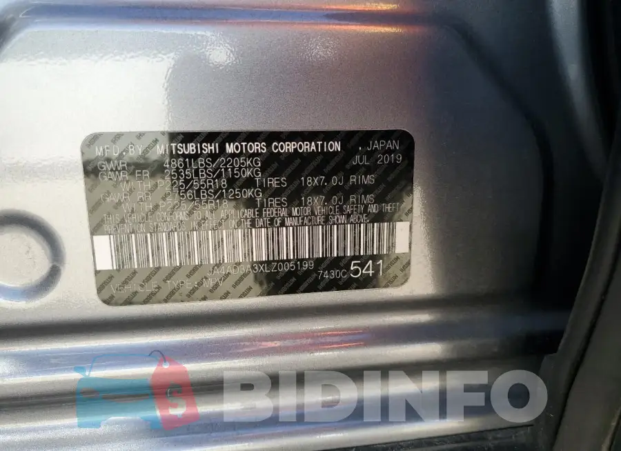 JA4AD3A3XLZ005199 Photo# 12