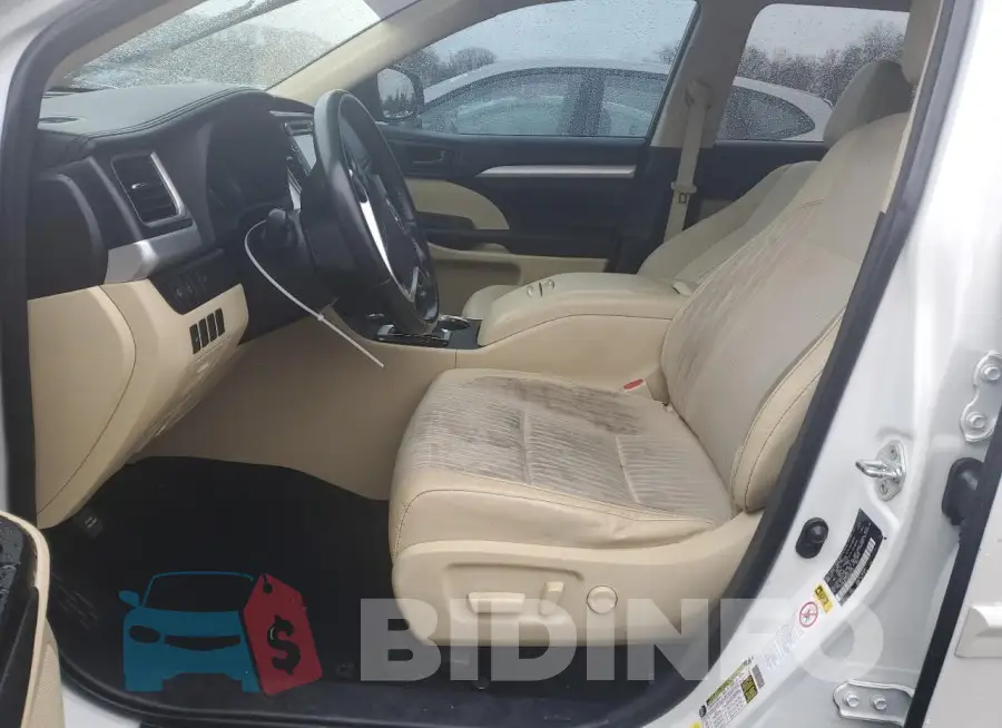 5TDBZRFH8JS850733 Photo# 7