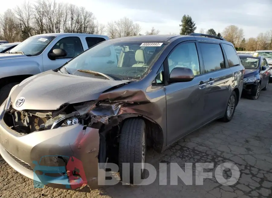 5TDYK3DCXFS586392 Photo# 1