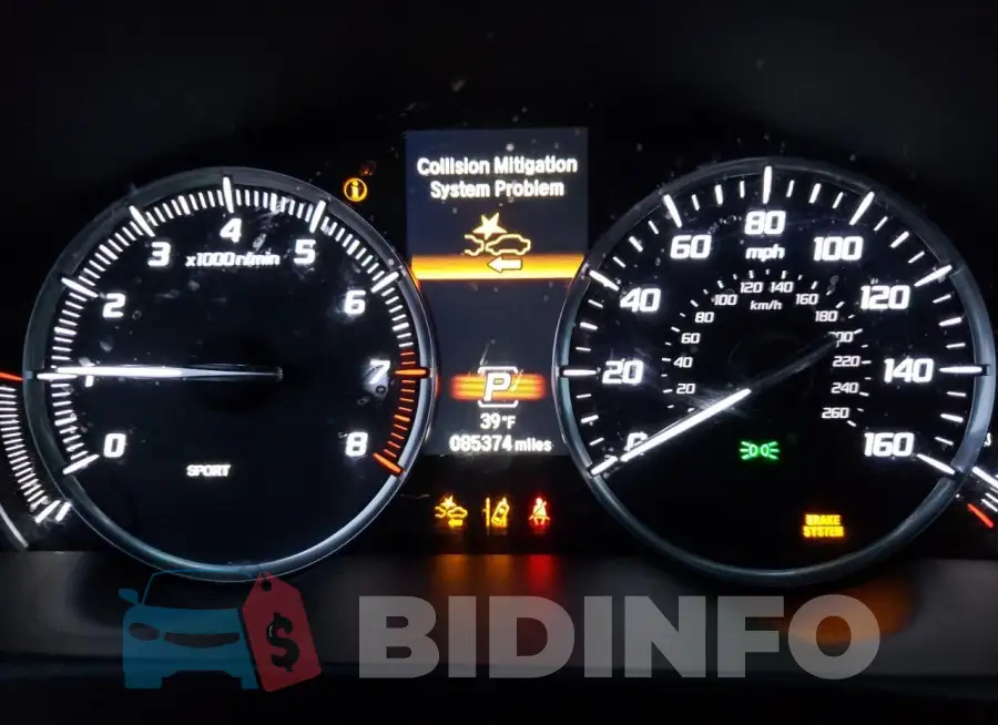 19UUB2F35JA012134 Photo# 9