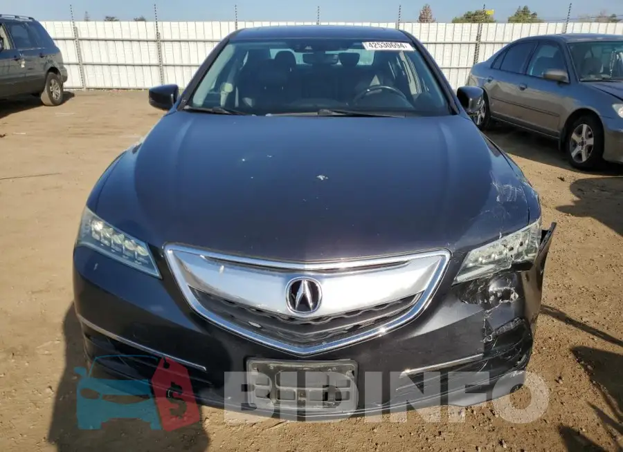 19UUB2F52FA021561 Photo# 5