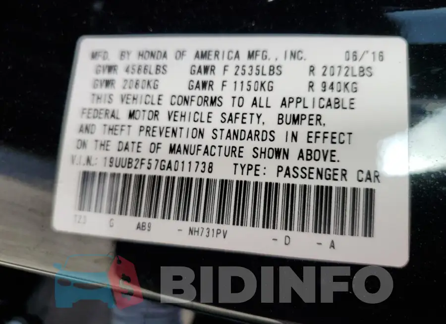 19UUB2F57GA011738 Photo# 12