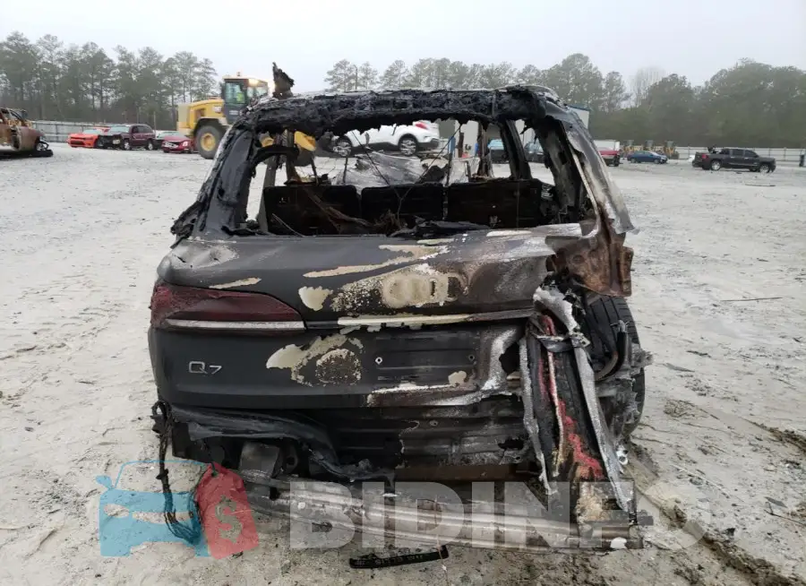 WA1LXBF79ND005491 Photo# 6
