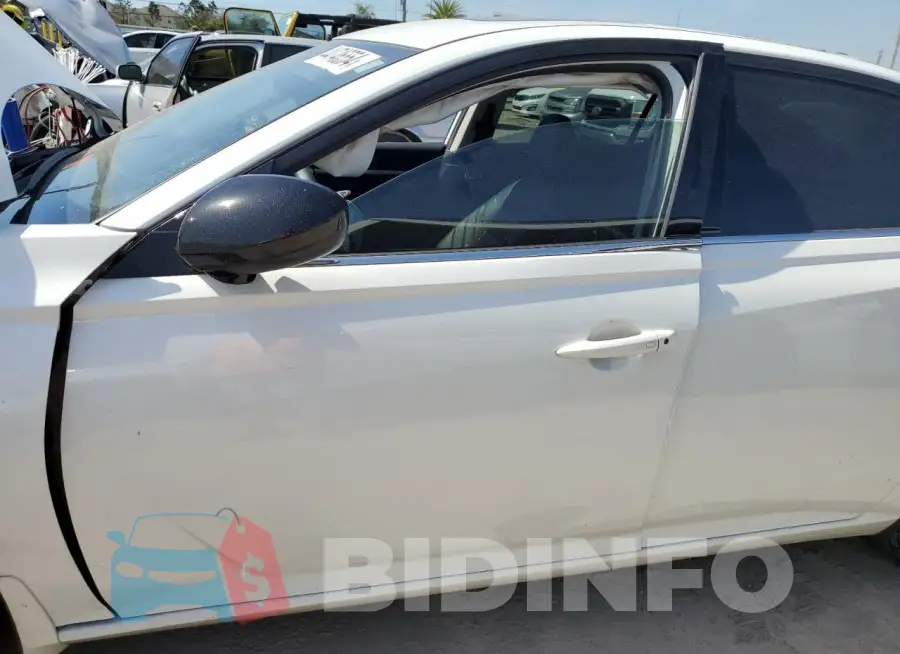 1N4BL4CV1PN303872 Photo# 7