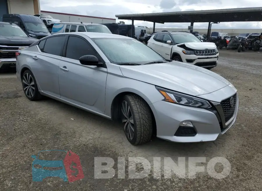 1N4BL4CV6MN388834 Photo# 4