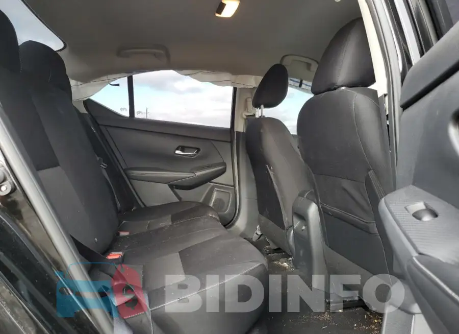 3N1AB8CV6PY303002 Photo# 10