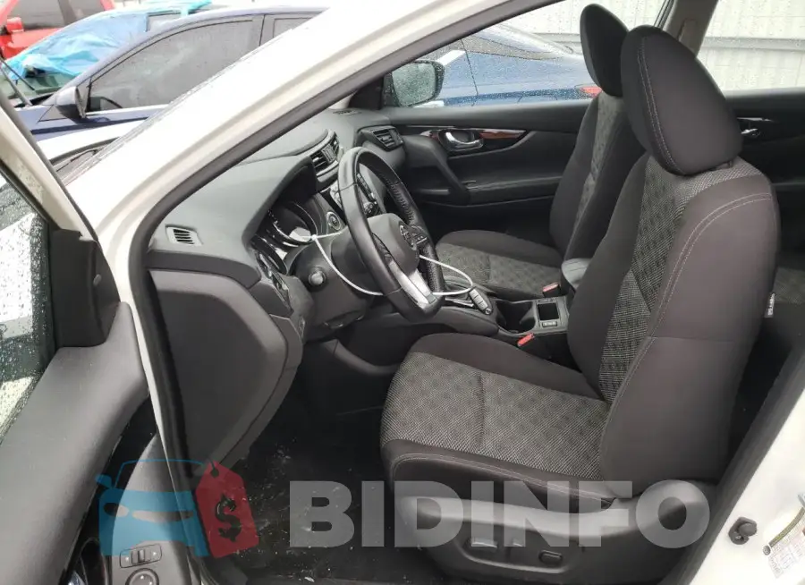 JN1BJ1CR3HW129027 Photo# 7