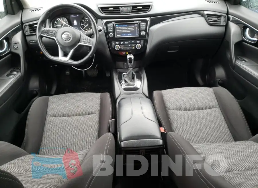 JN1BJ1CR3HW129027 Photo# 8
