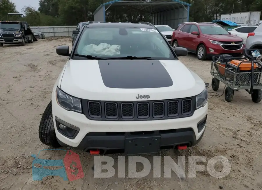 3C4NJDDB9LT227622 Photo# 5