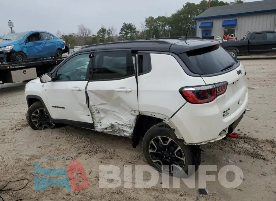 3C4NJDDB9LT227622 Photo# 2