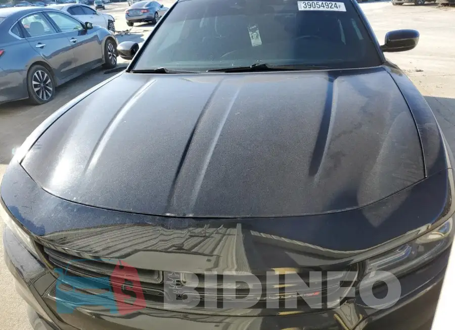 2C3CDXCT9FH817086 Photo# 5