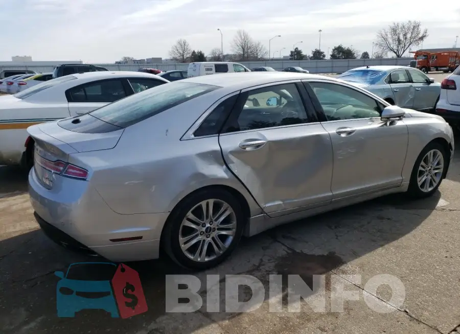 3LN6L2G91GR609542 Photo# 3