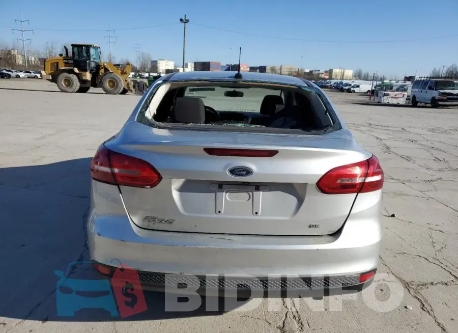1FADP3F28GL320866 Photo# 6