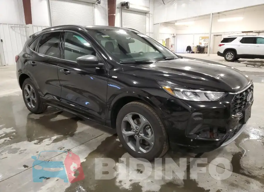 1FMCU9MNXPUA68753 Photo# 4