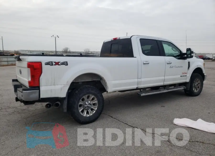 1FT8W3BT3HEF48342 Photo# 3