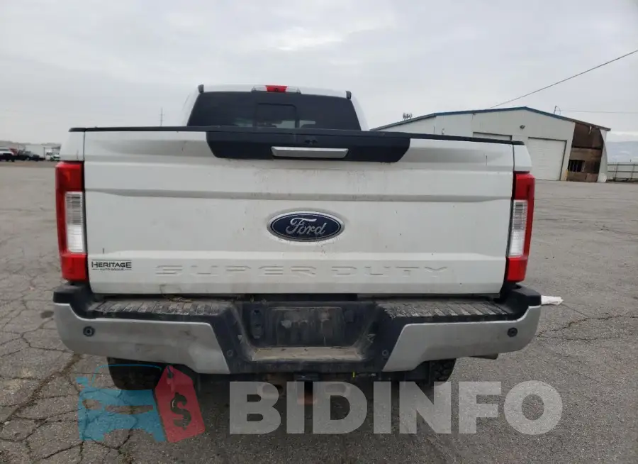 1FT8W3BT3HEF48342 Photo# 6