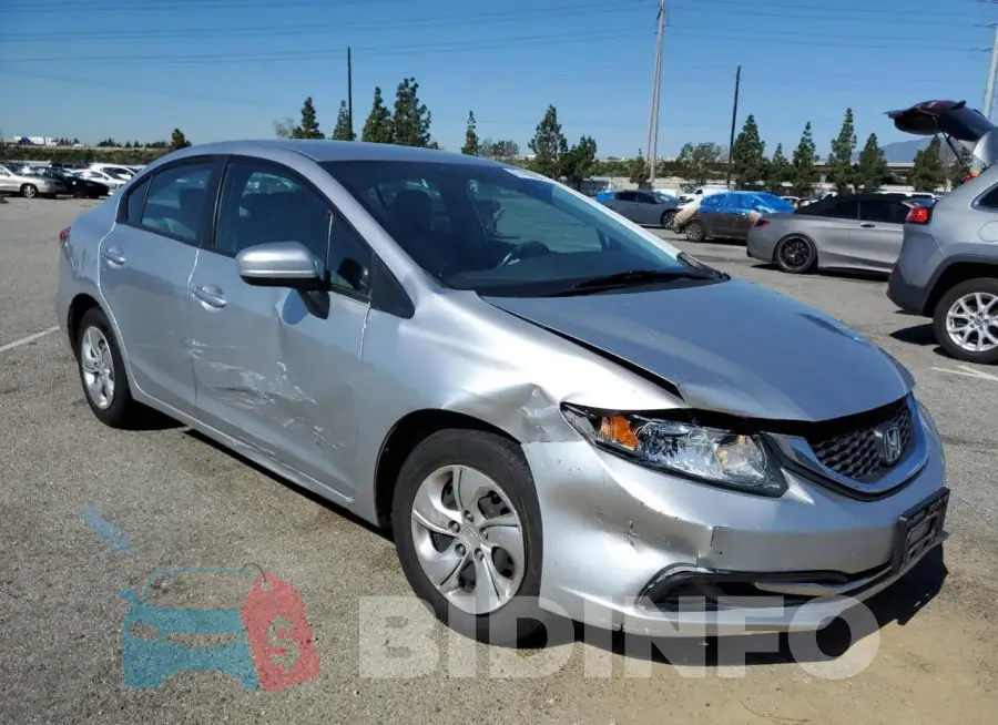 19XFB2F54FE280749 Photo# 4