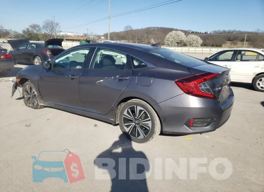19XFC1F30HE006635 Photo# 2