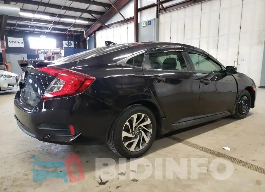 19XFC2F72JE201439 Photo# 3