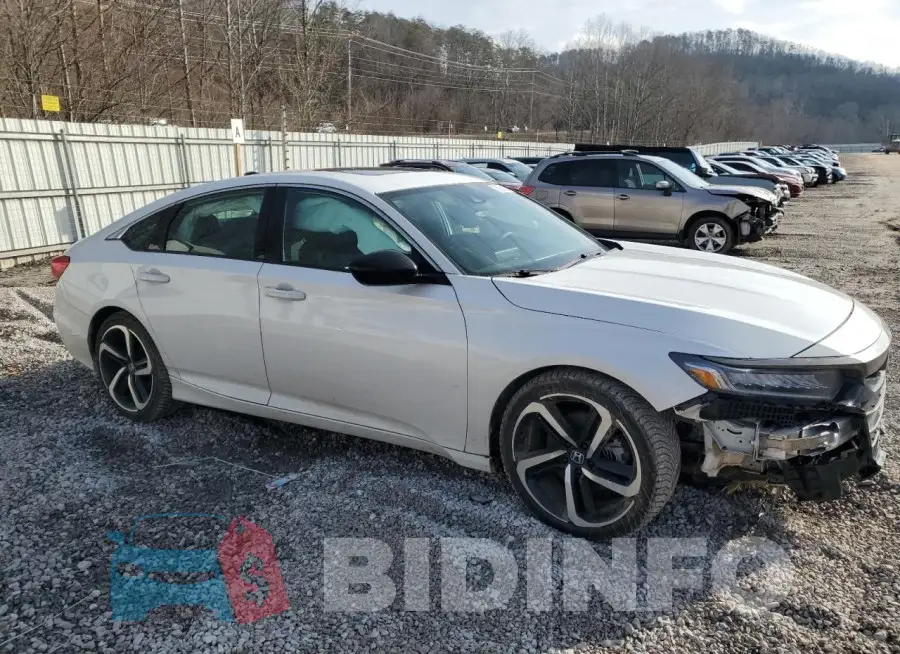 1HGCV2F37NA016971 Photo# 4