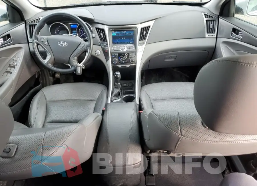 KMHEC4A47FA130152 Photo# 8