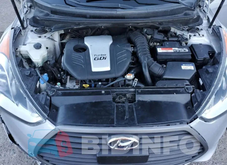 KMHTC6AE8GU302572 Photo# 11