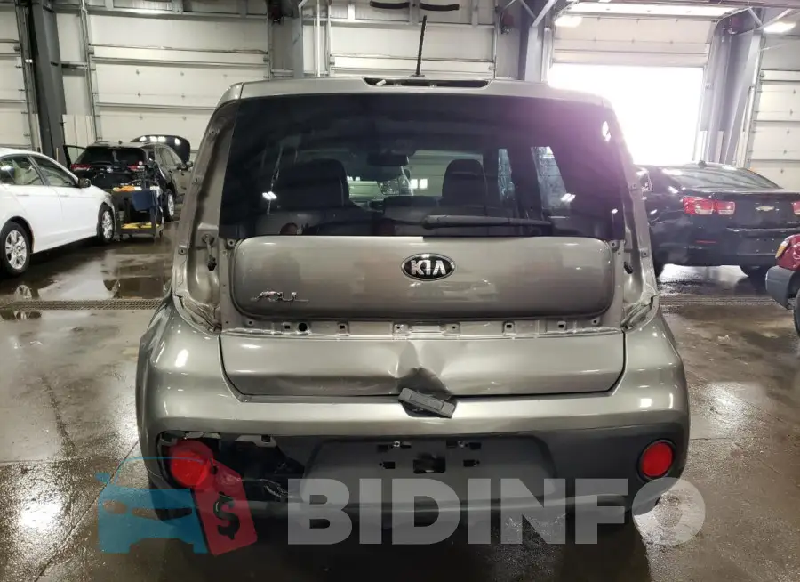 KNDJN2A2XH7412141 Photo# 6