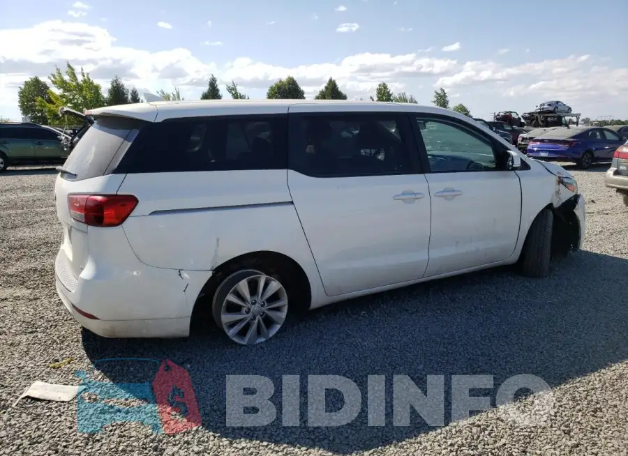 KNDMB5C12H6219371 Photo# 3