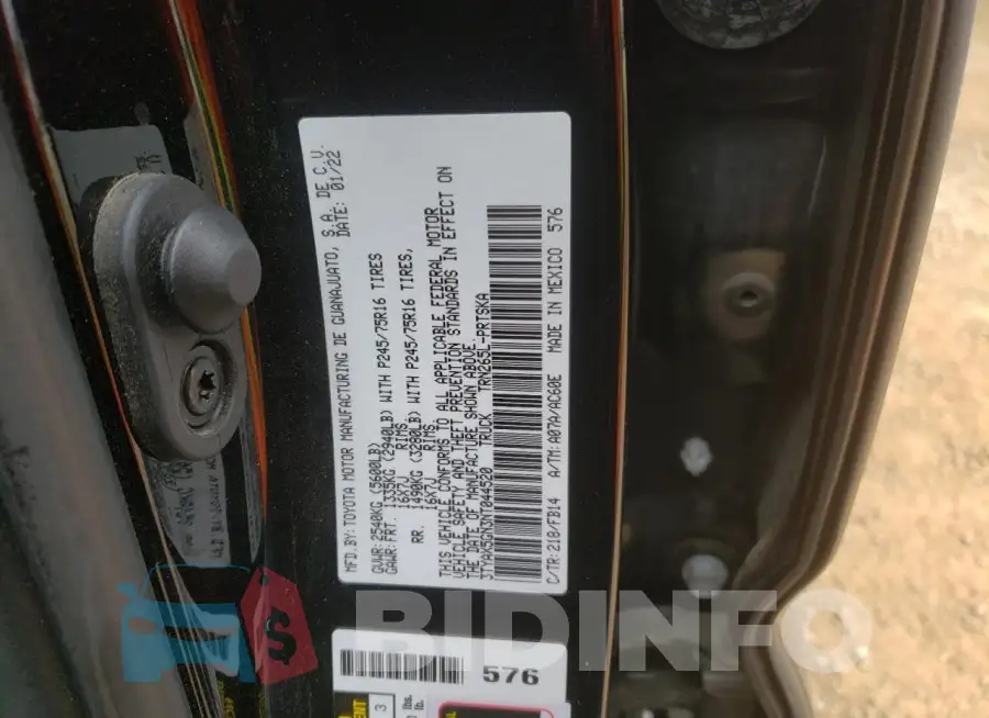 3TYAX5GN3NT044520 Photo# 12