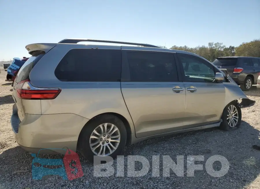 5TDYK3DCXFS667229 Photo# 3