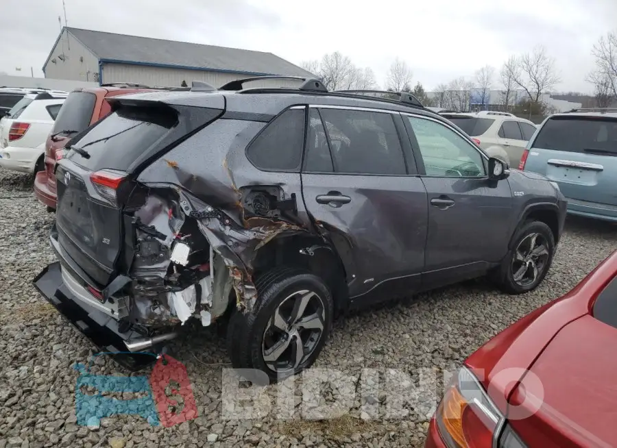 JTMCB3FV3MD069968 Photo# 3