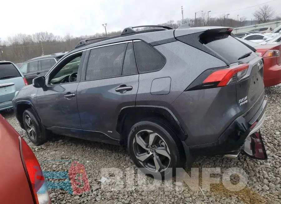 JTMCB3FV3MD069968 Photo# 2
