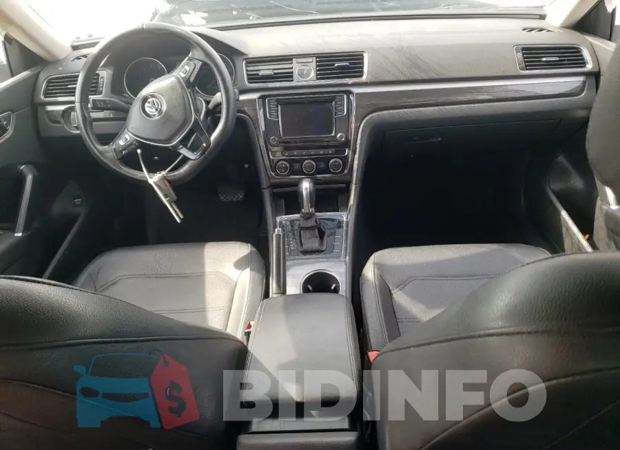 1VWBT7A37GC010984 Photo# 8