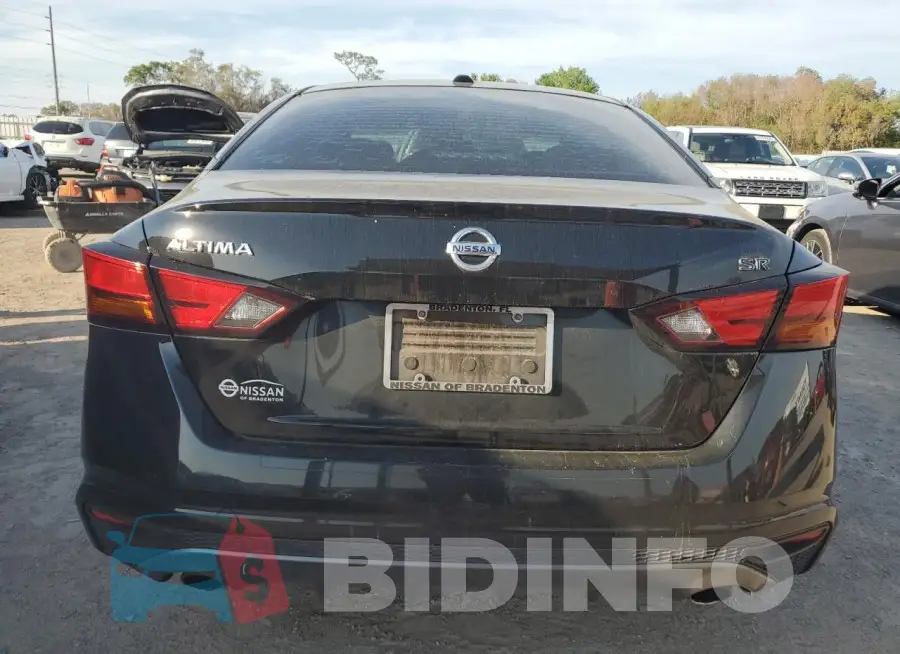 1N4BL4CV3KC179981 Photo# 6