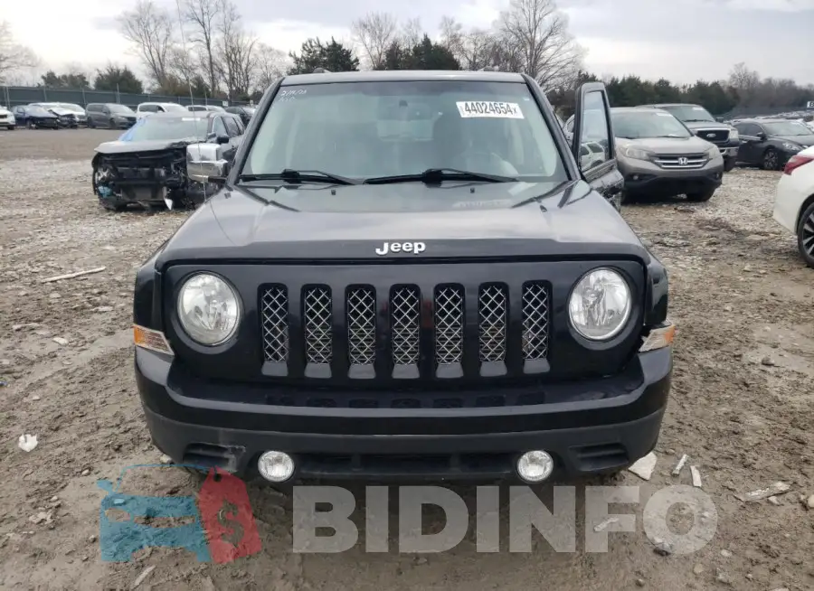 1C4NJPFA5HD209346 Photo# 5