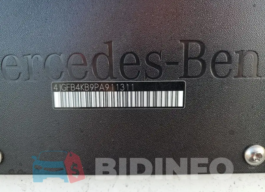 4JGFB4KB9PA911311 Photo# 13