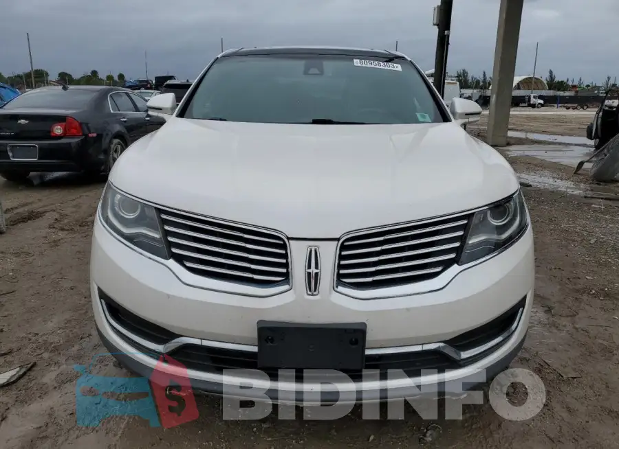 2LMTJ8LR5GBL75605 Photo# 5