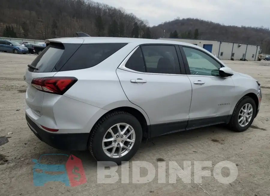2GNAXTEV5N6133624 Photo# 3