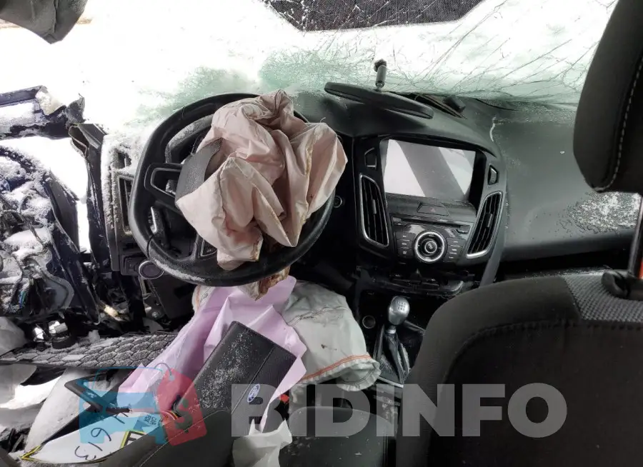 1FADP3L90HL282018 Photo# 8