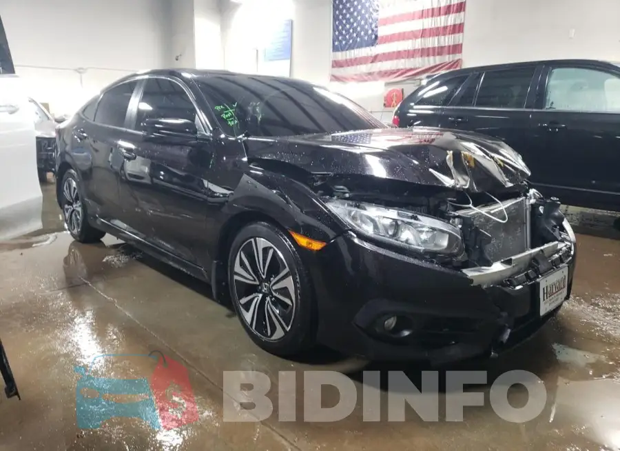 19XFC1F38HE001621 Photo# 4