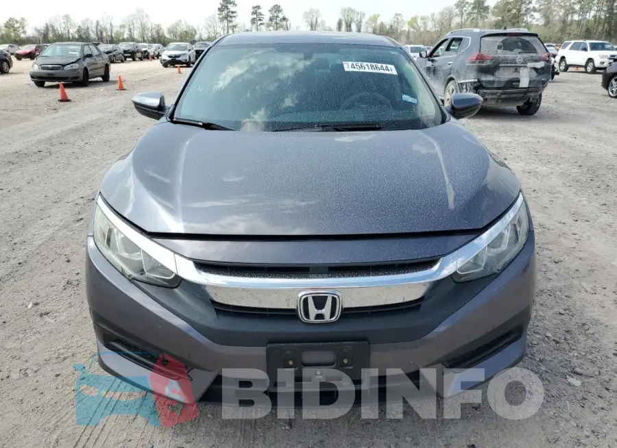 19XFC2F55GE048224 Photo# 5