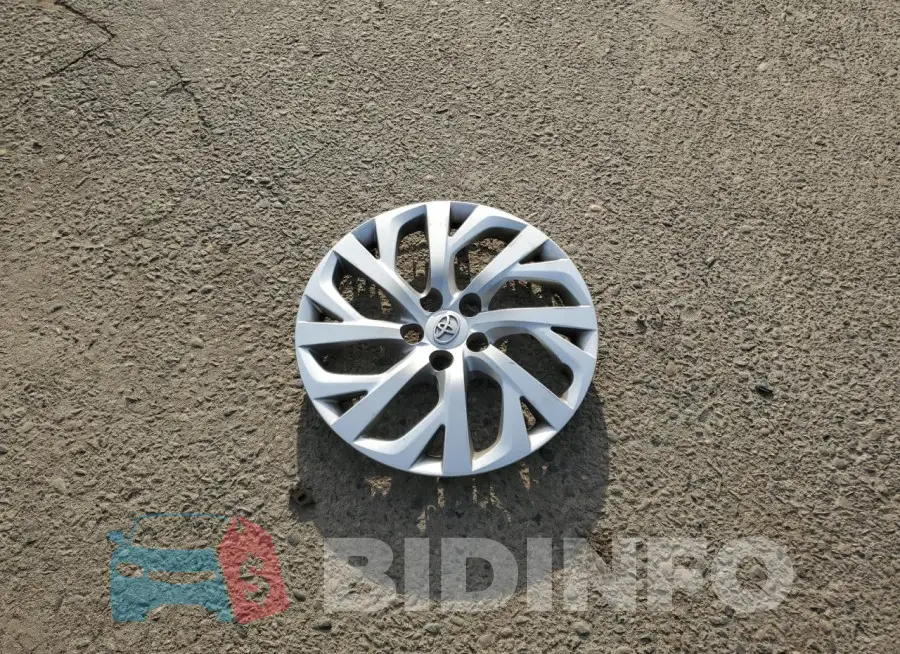2T1BURHE9KC220991 Photo# 12